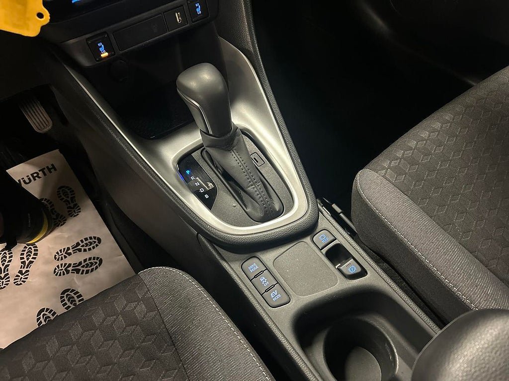 Vehicle Image 18
