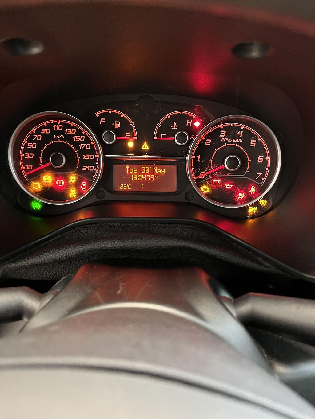 Vehicle Image 6