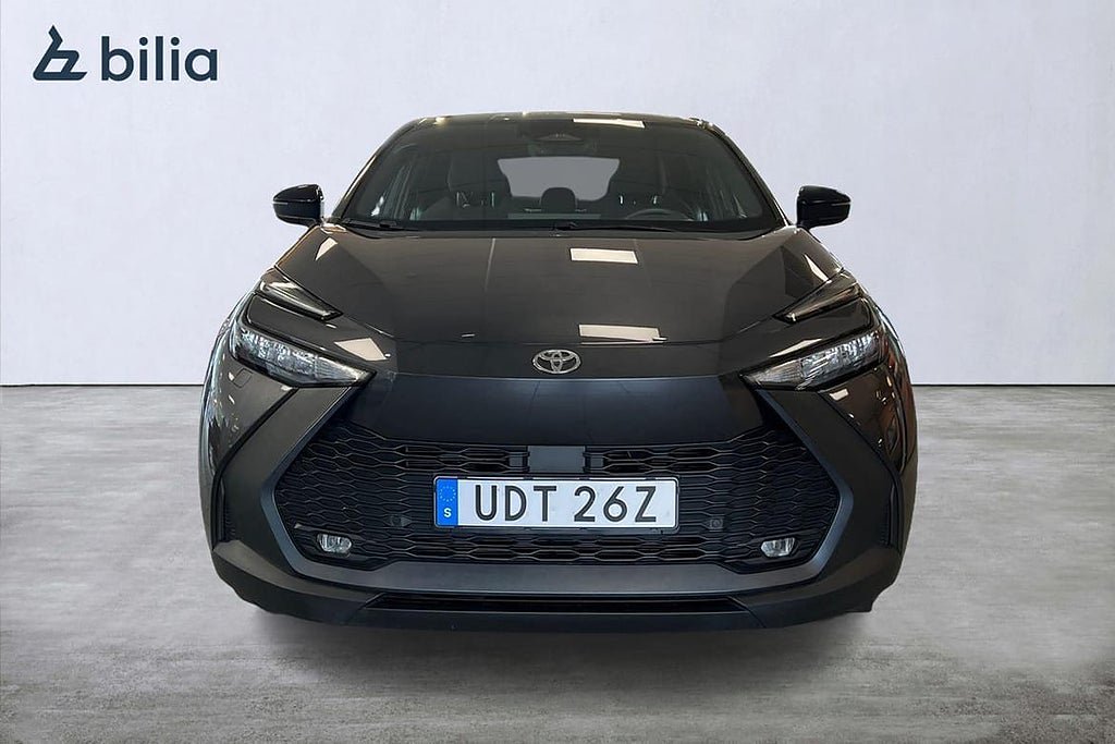 Vehicle Image 6