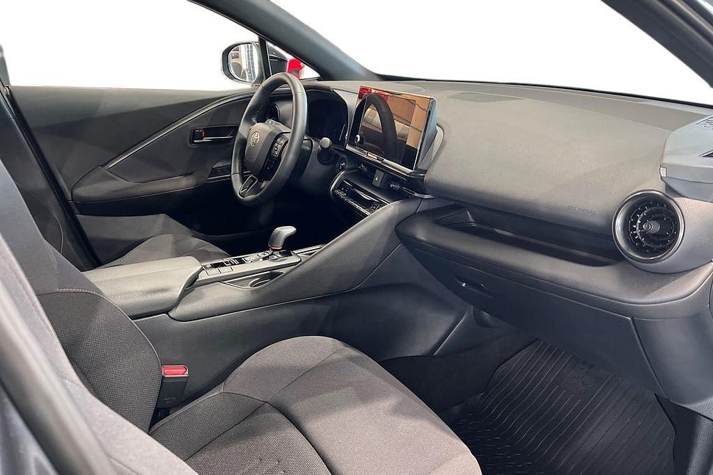 Vehicle Image 7