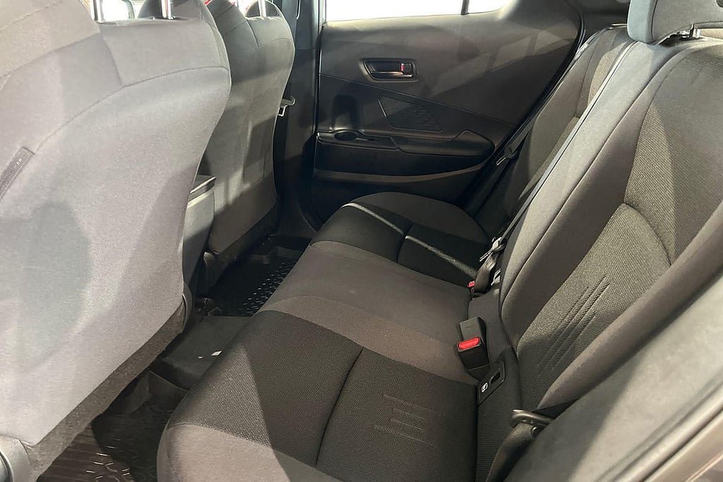 Vehicle Image 13