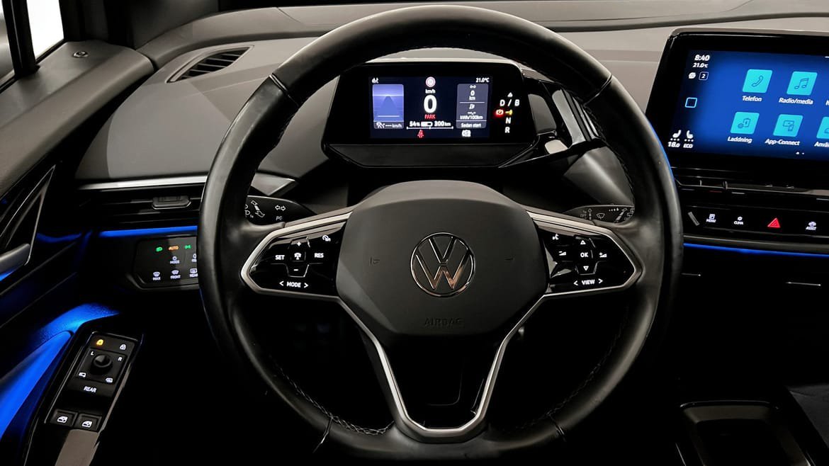 Vehicle Image 16