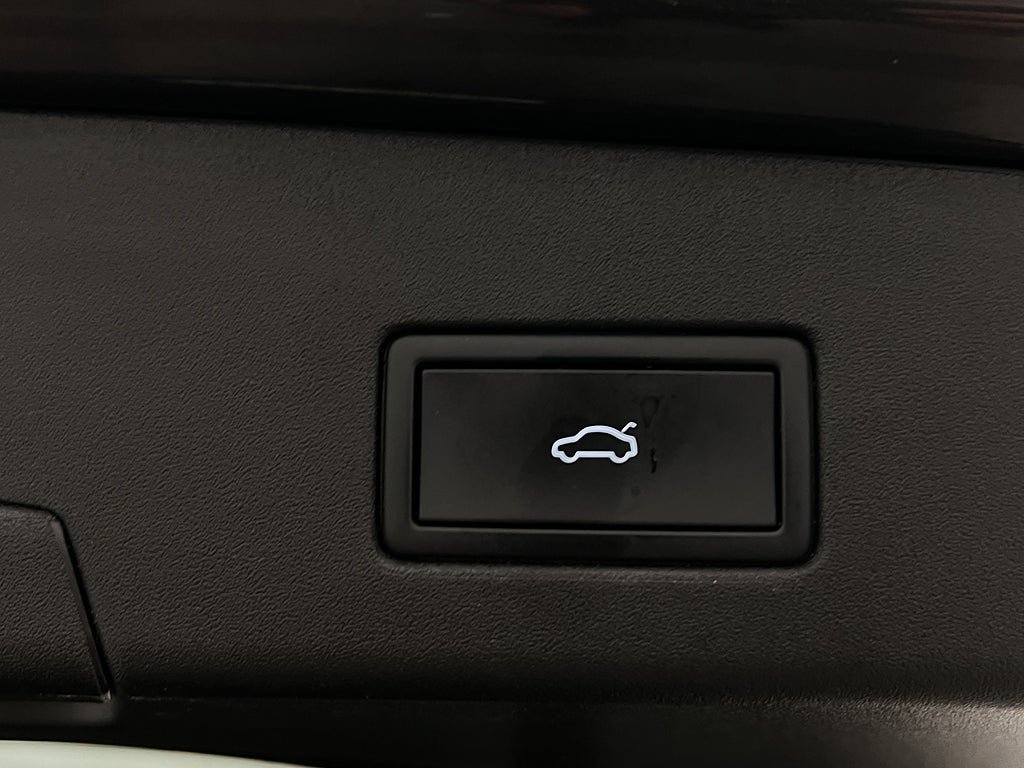 Vehicle Image 29