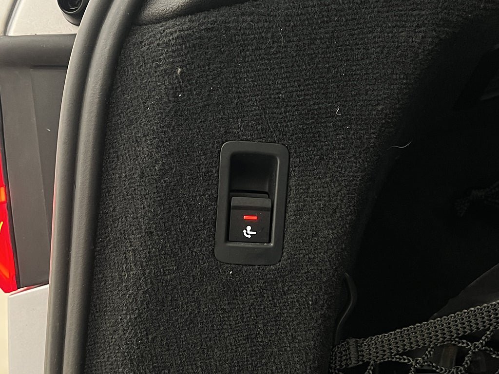 Vehicle Image 29