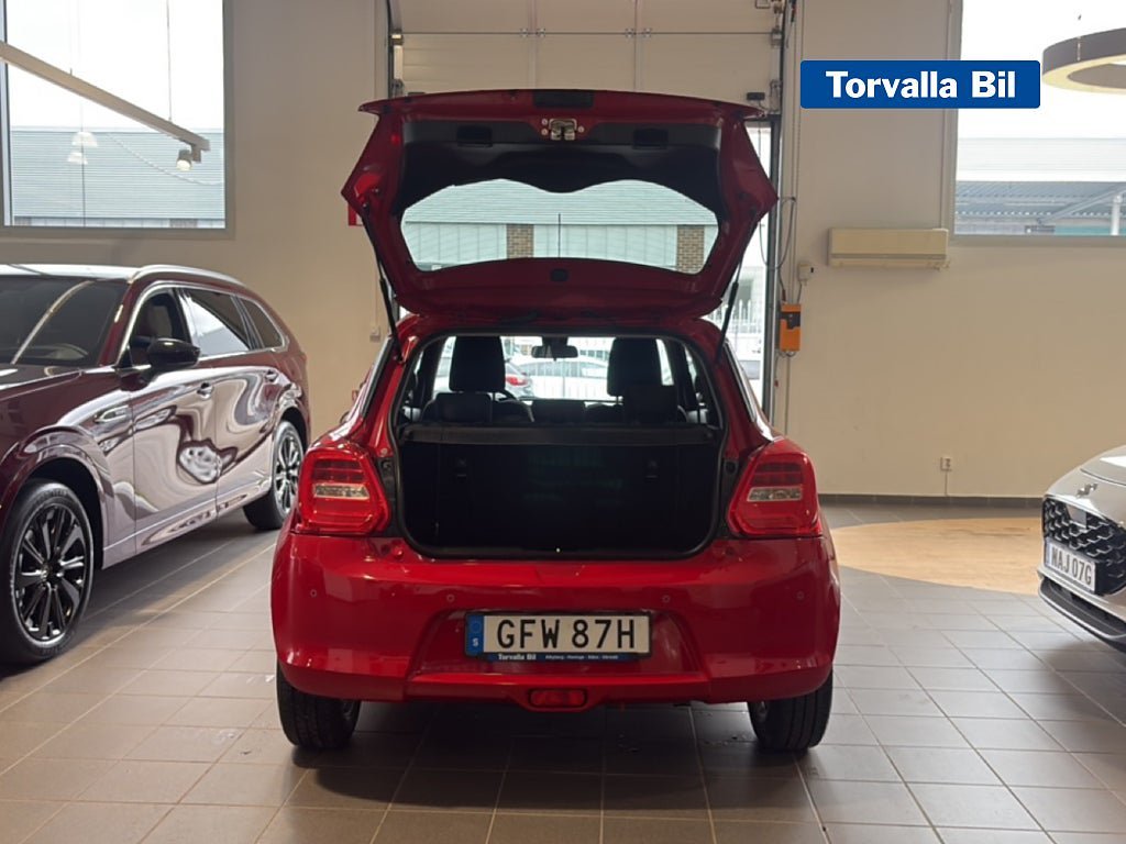 Vehicle Image 7