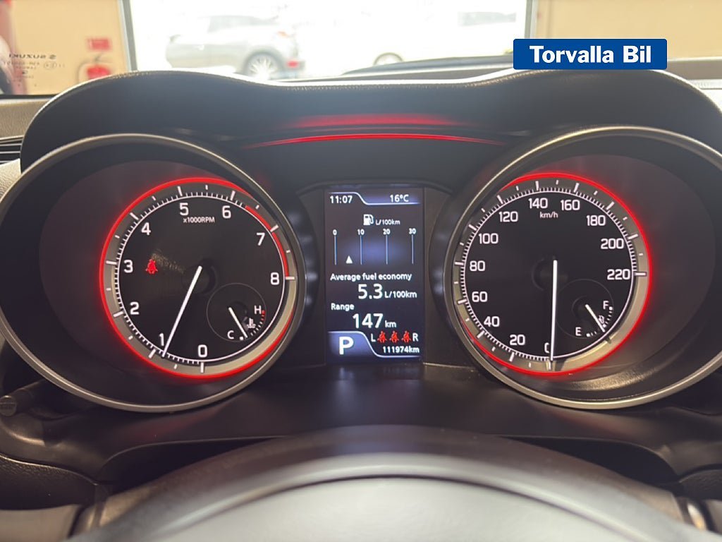 Vehicle Image 12