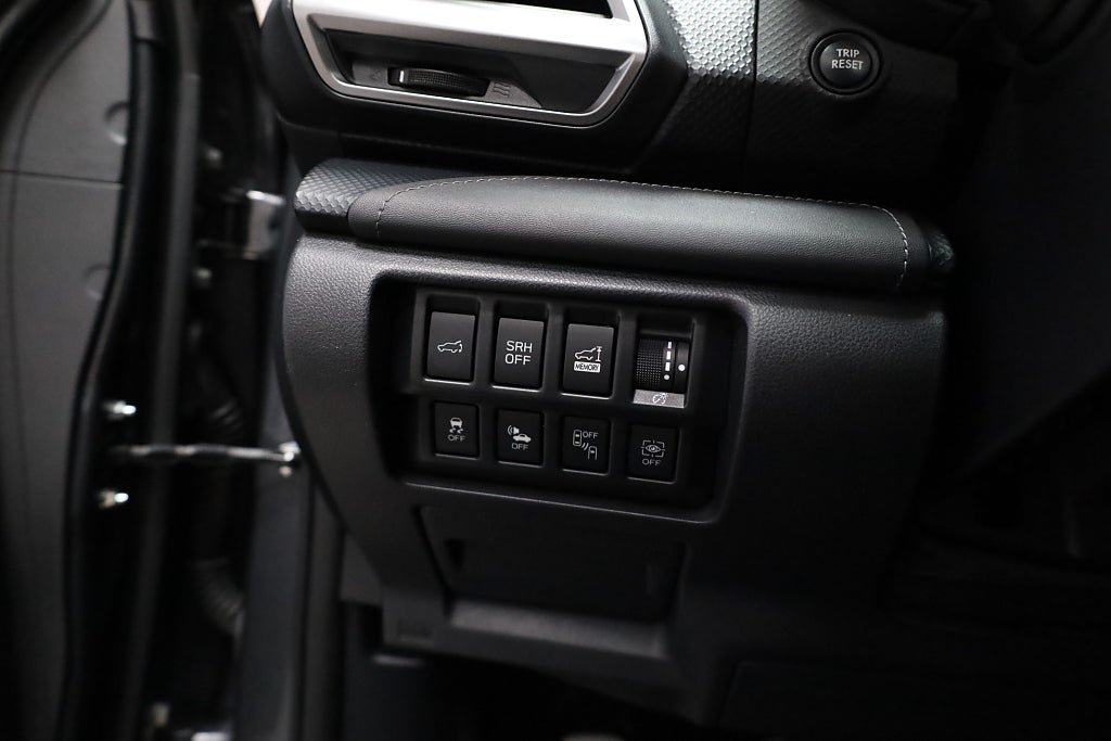 Vehicle Image 26