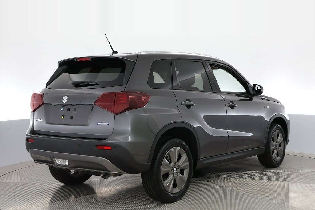 Vehicle Image 5