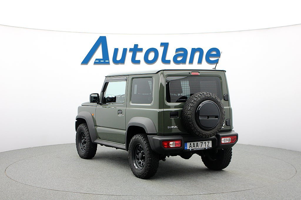 Vehicle Image 6