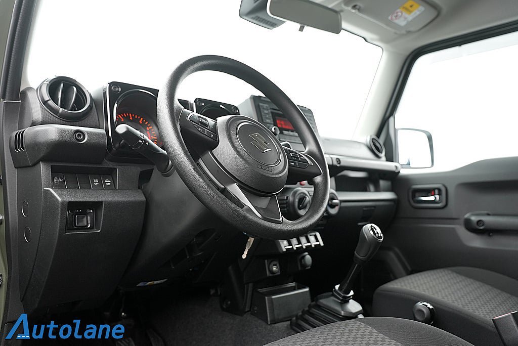 Vehicle Image 16