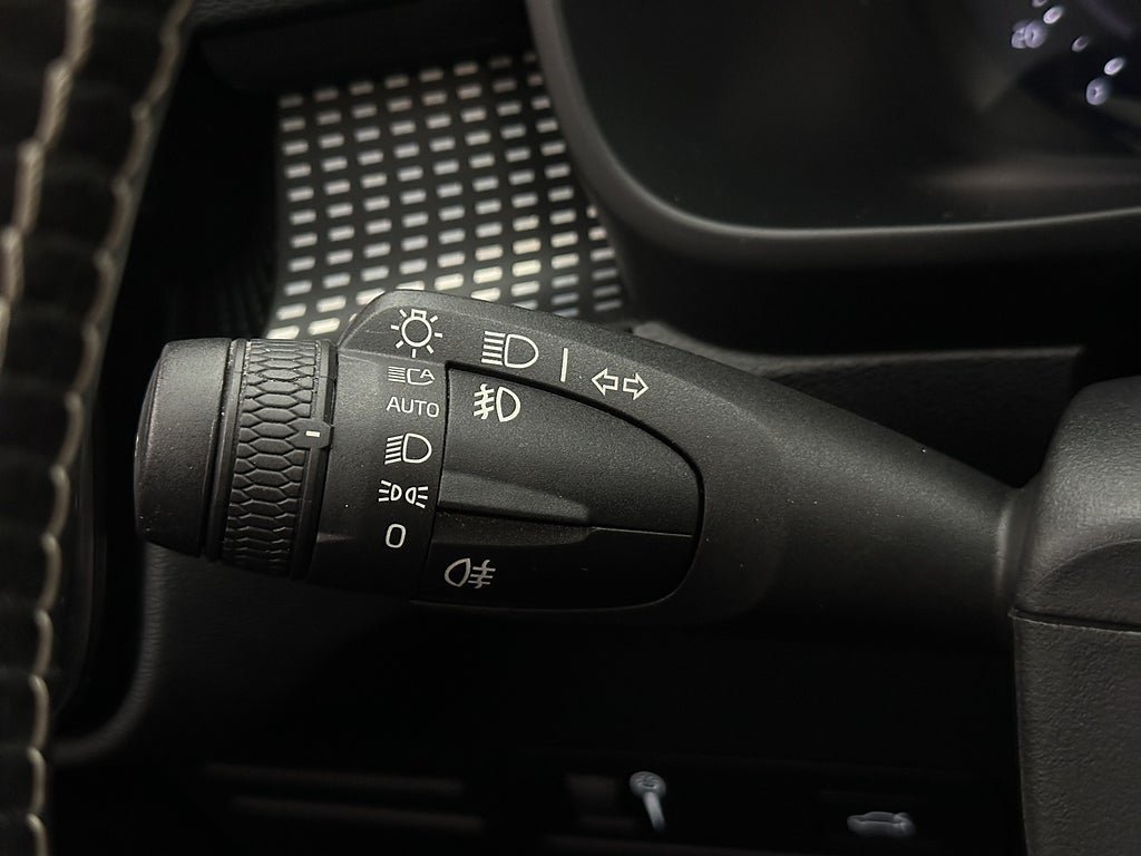 Vehicle Image 34