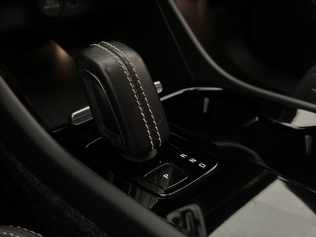 Vehicle Image 37