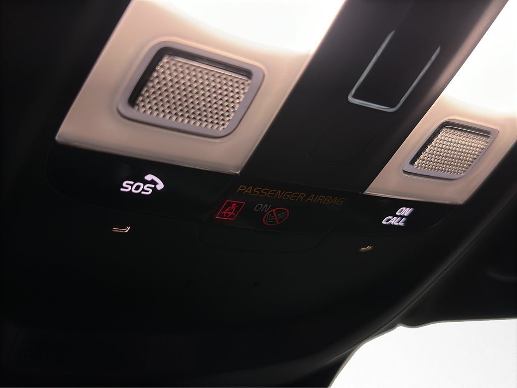 Vehicle Image 38