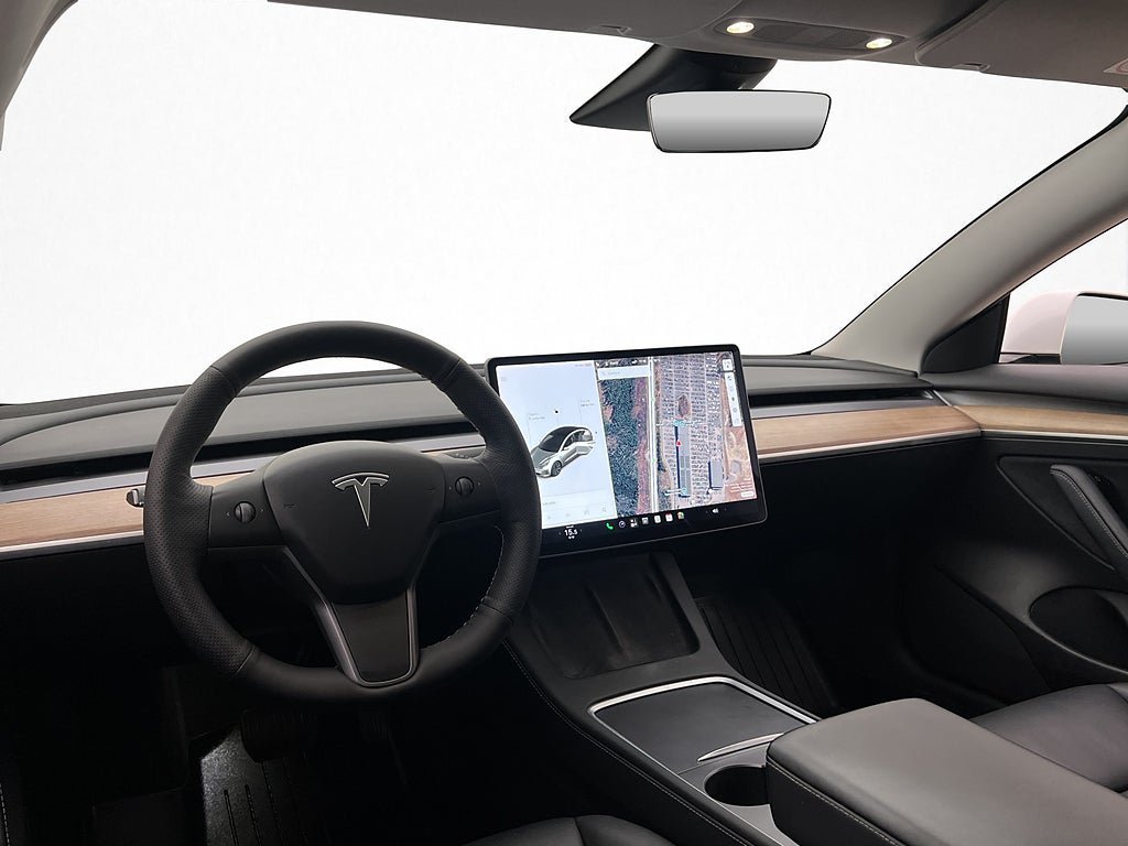 Vehicle Image 15