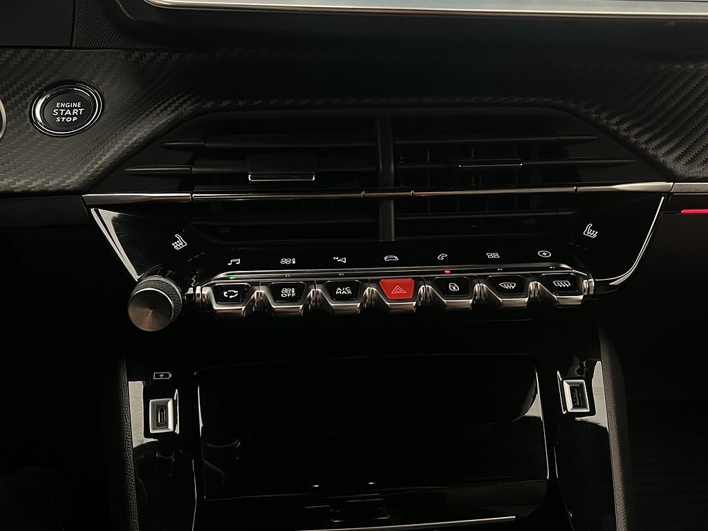 Vehicle Image 27