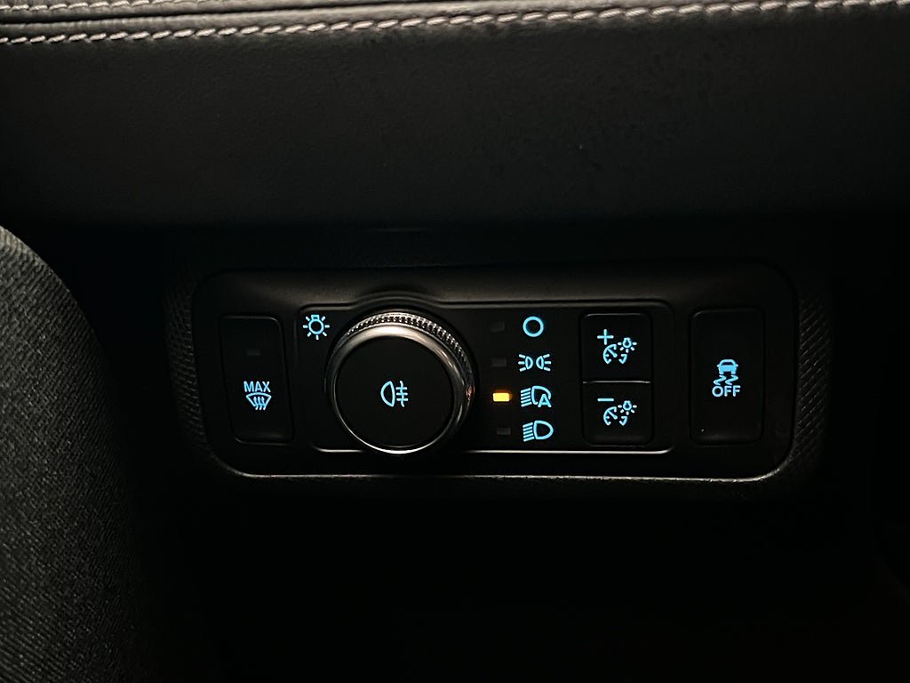 Vehicle Image 32