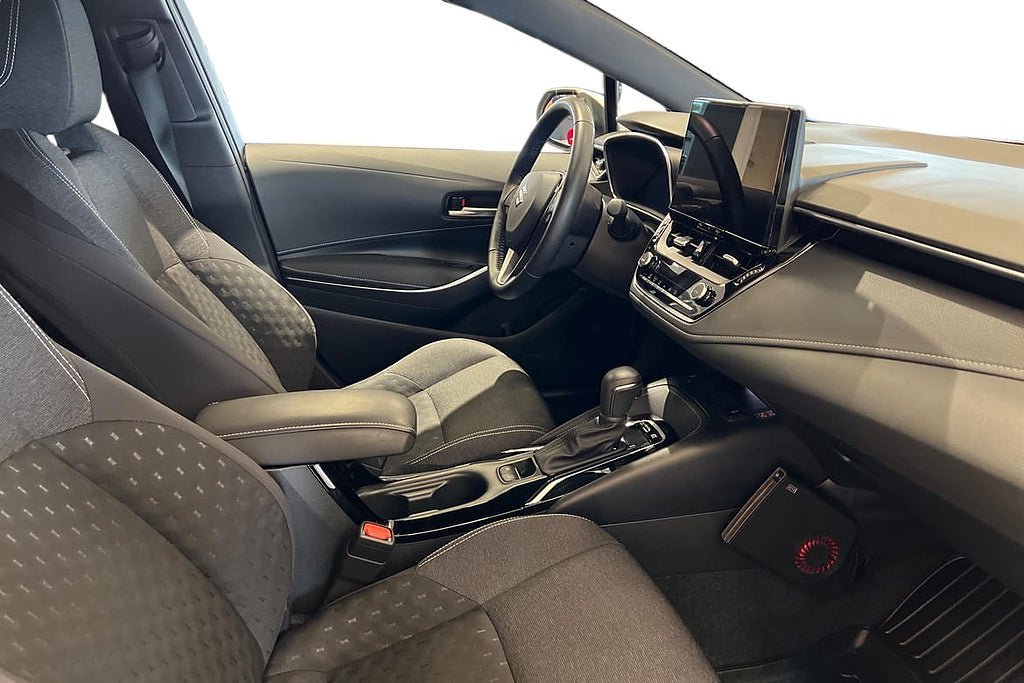 Vehicle Image 7