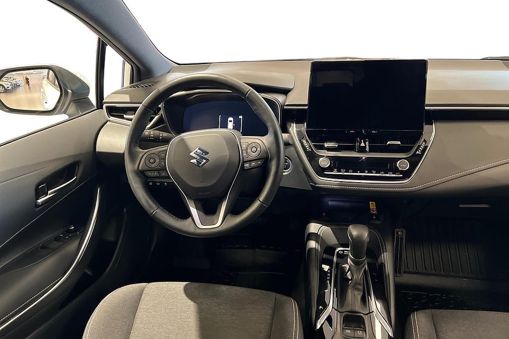 Vehicle Image 10