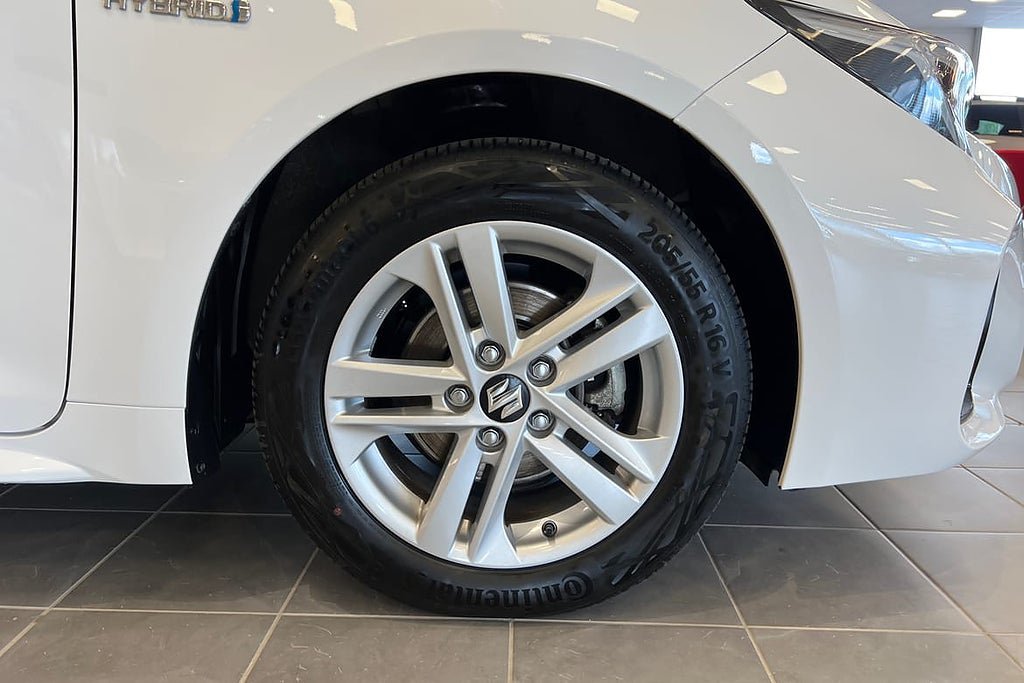 Vehicle Image 17