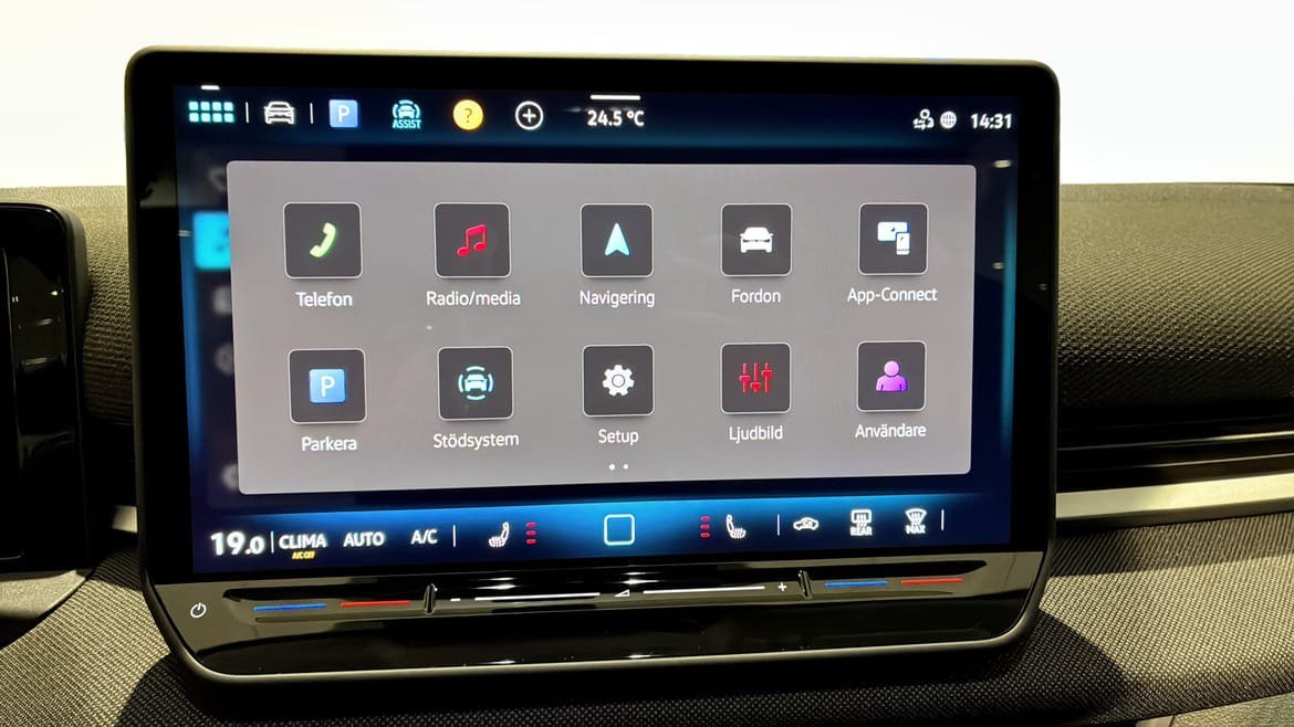 Vehicle Image 9