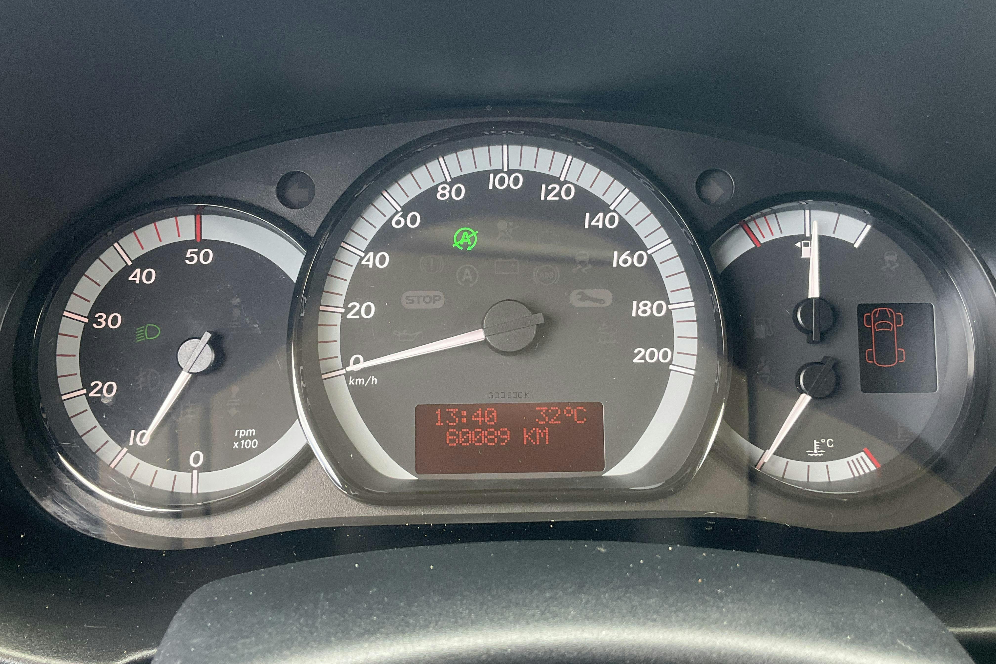 Vehicle Image 10