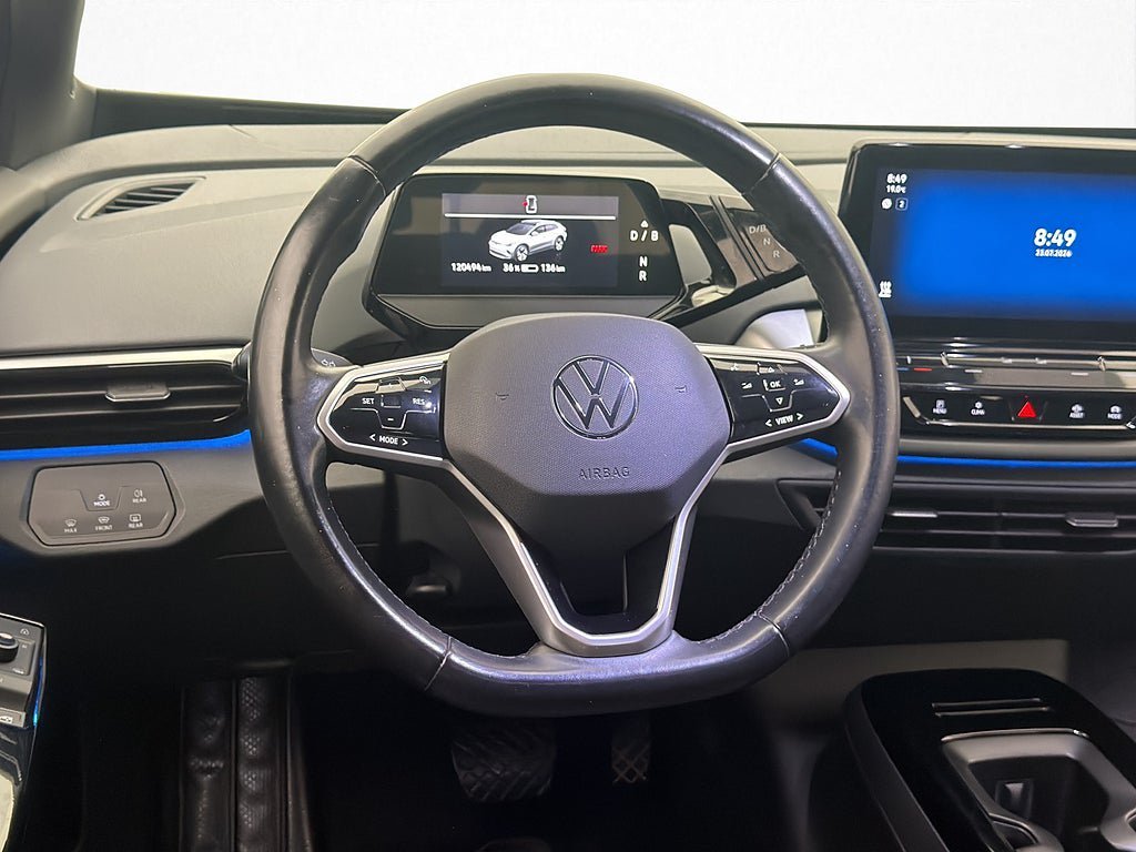 Vehicle Image 13