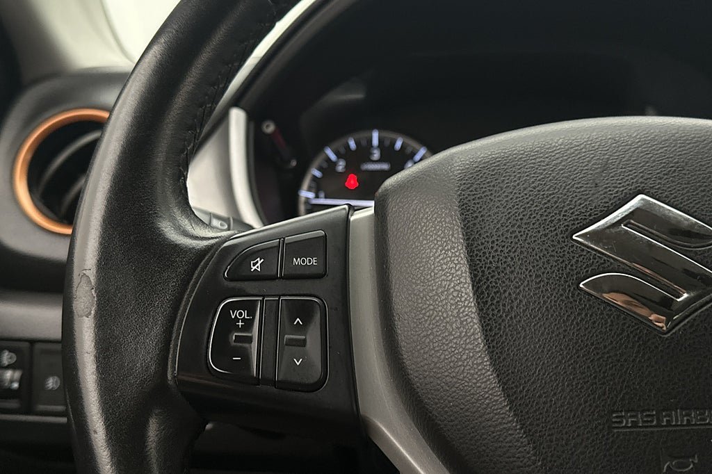 Vehicle Image 13