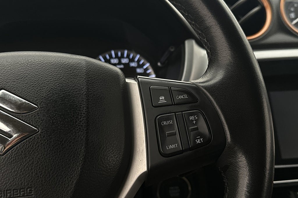 Vehicle Image 14