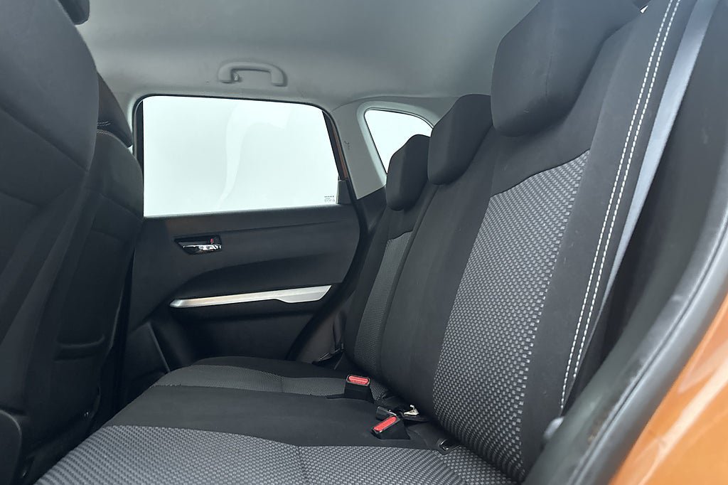 Vehicle Image 22