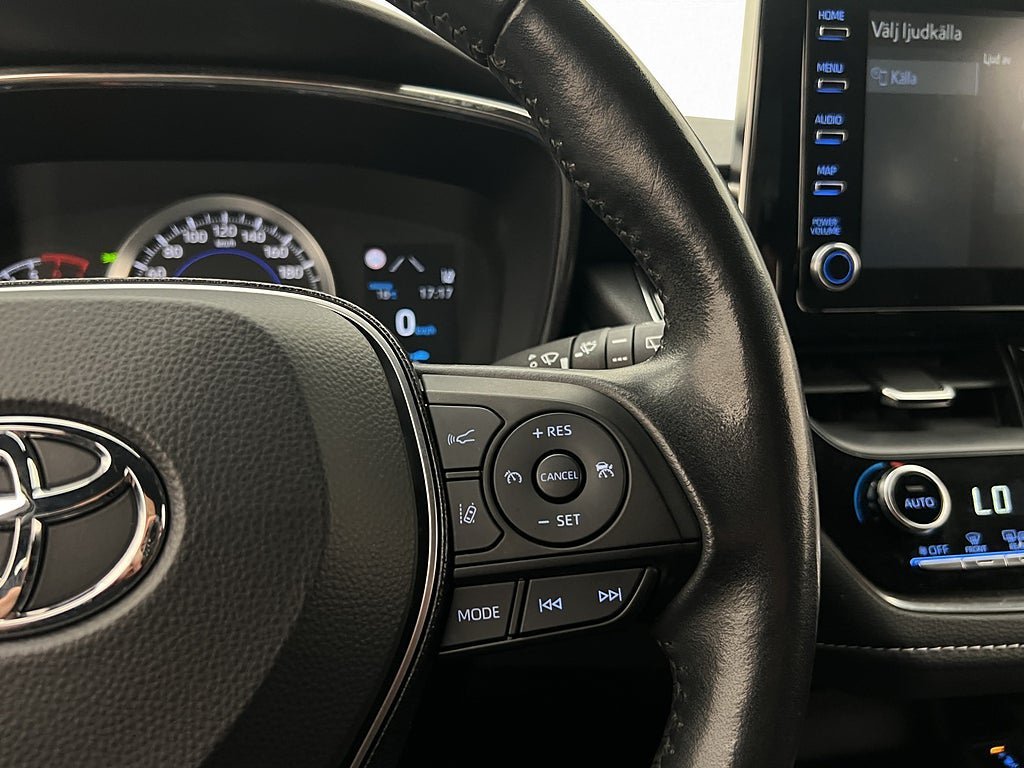 Vehicle Image 17