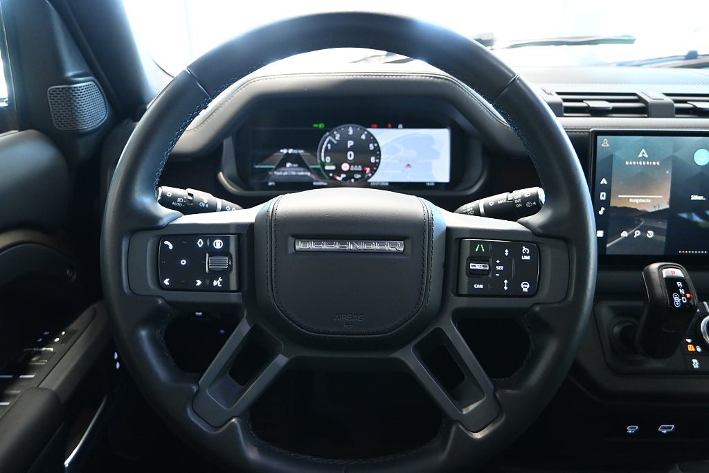 Vehicle Image 17