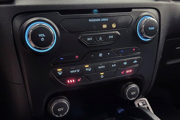 Vehicle Image 27