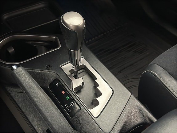 Vehicle Image 24