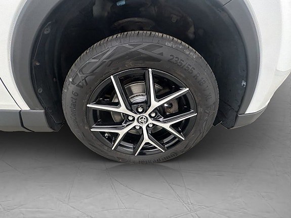 Vehicle Image 33