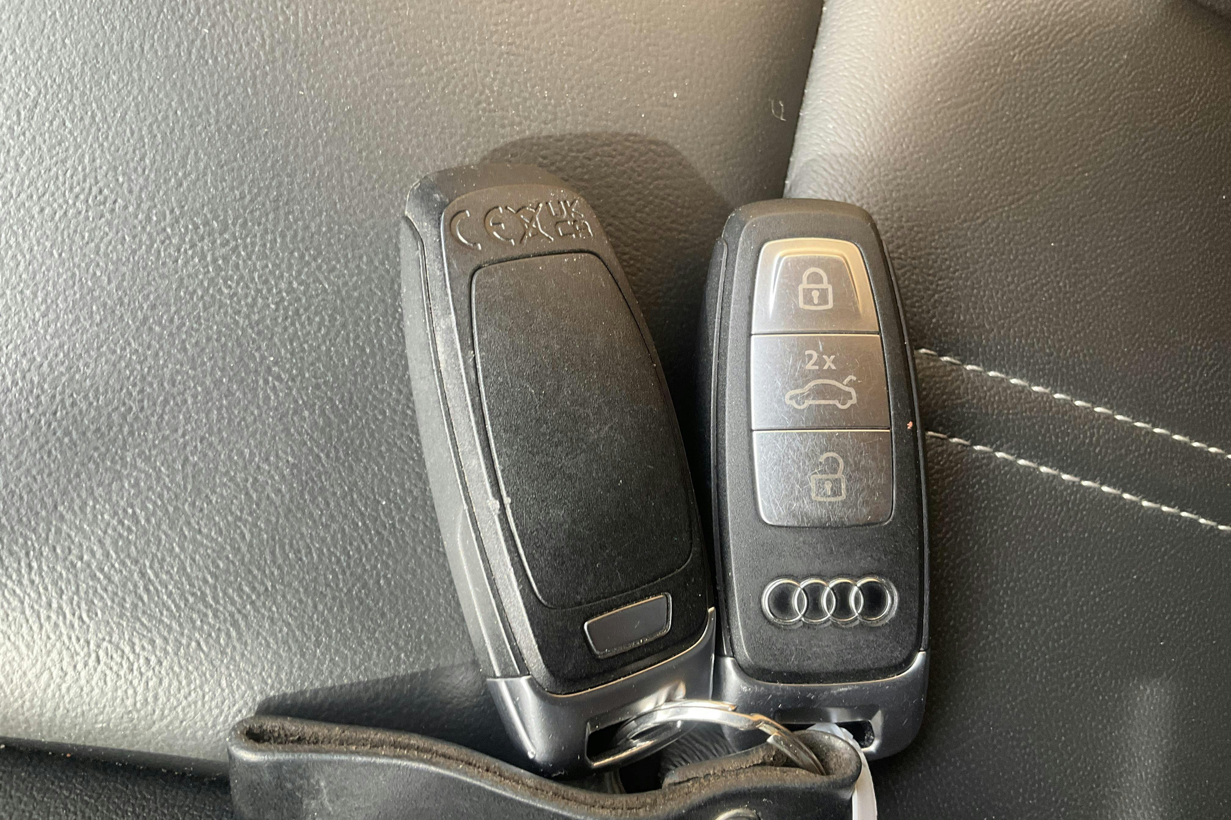 Vehicle Image 18