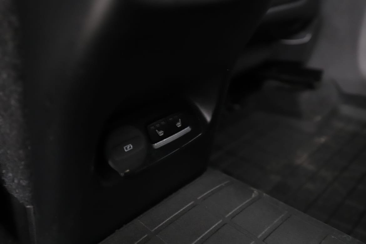 Vehicle Image 37