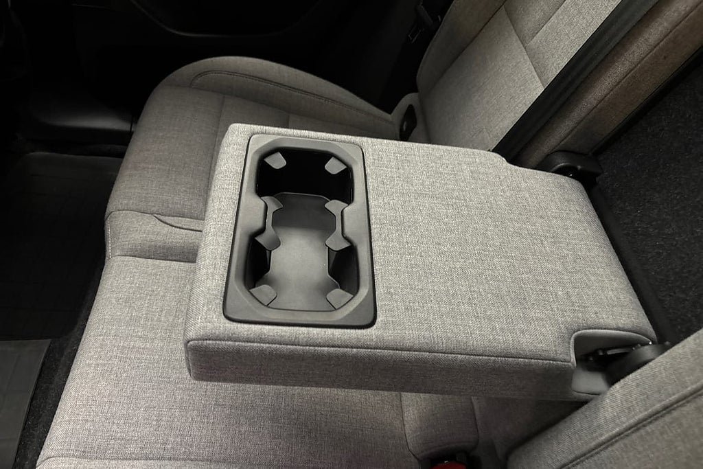 Vehicle Image 16
