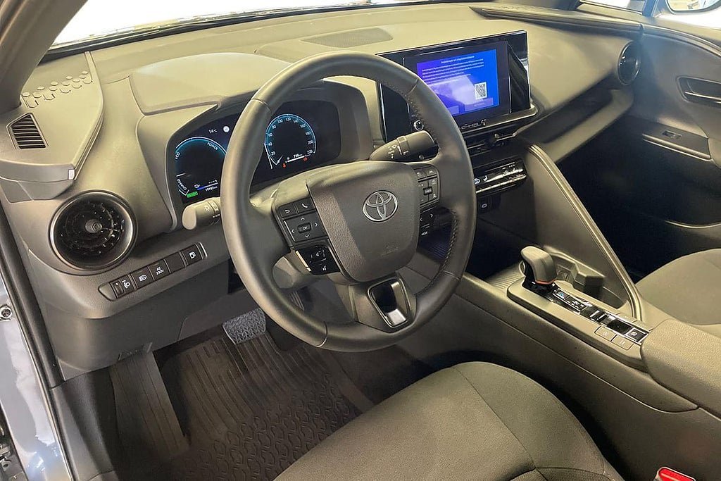 Vehicle Image 14
