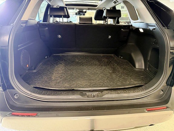 Vehicle Image 23