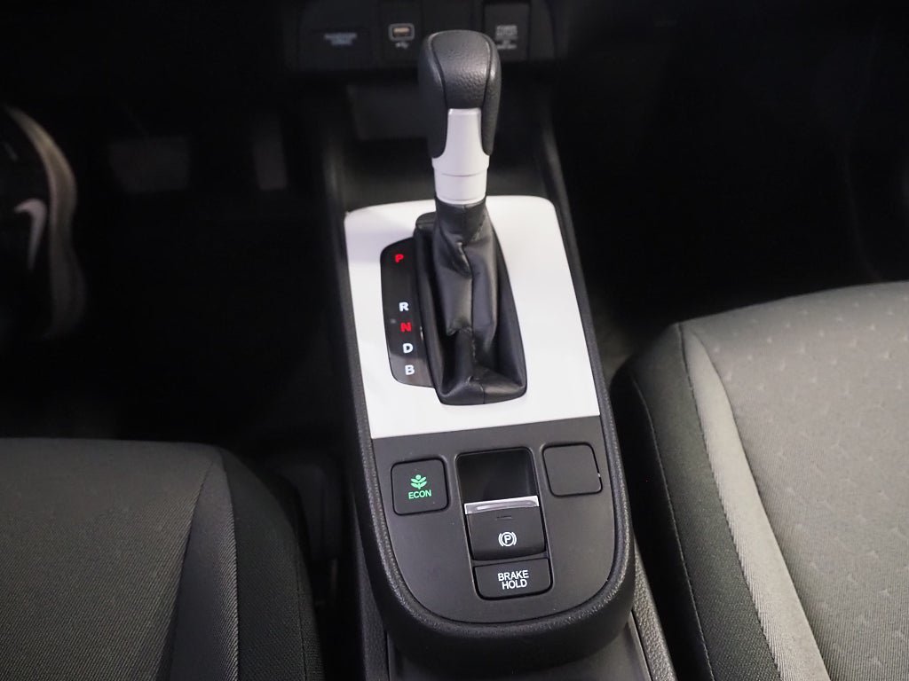 Vehicle Image 17