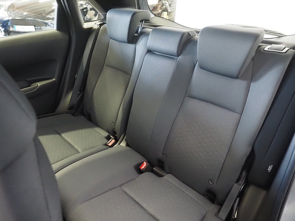 Vehicle Image 19