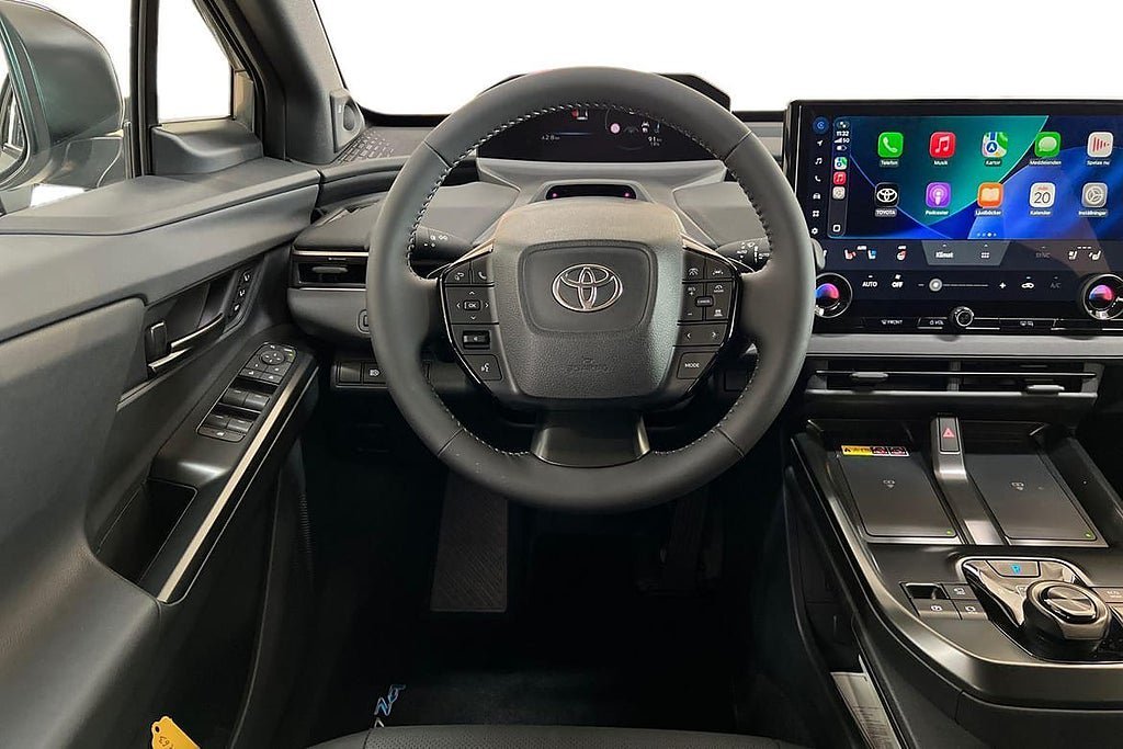 Vehicle Image 9