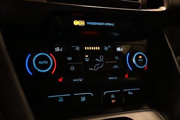 Vehicle Image 27