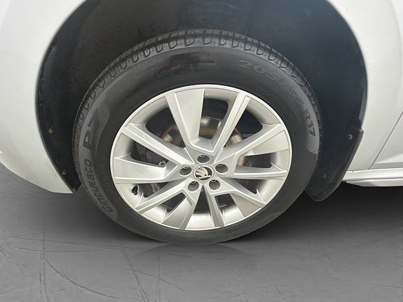 Vehicle Image 31