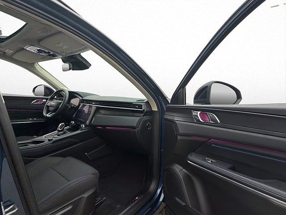 Vehicle Image 23