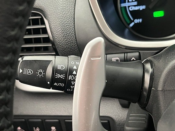 Vehicle Image 24