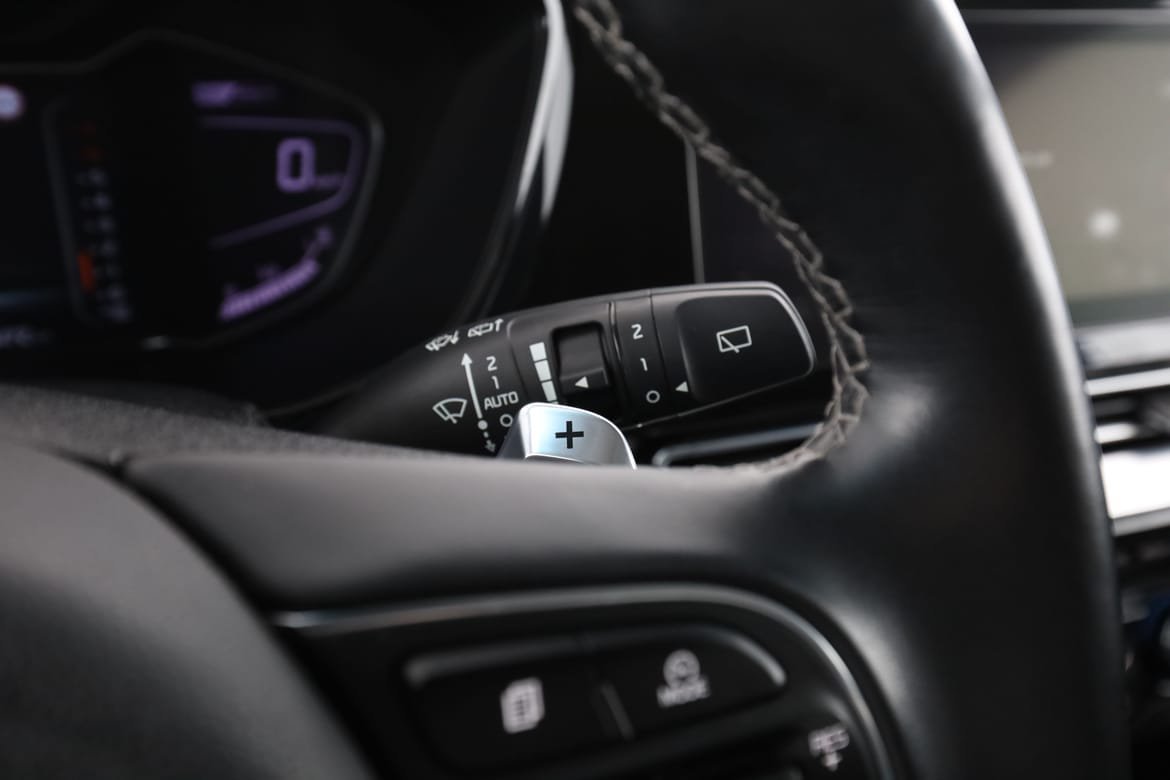 Vehicle Image 35