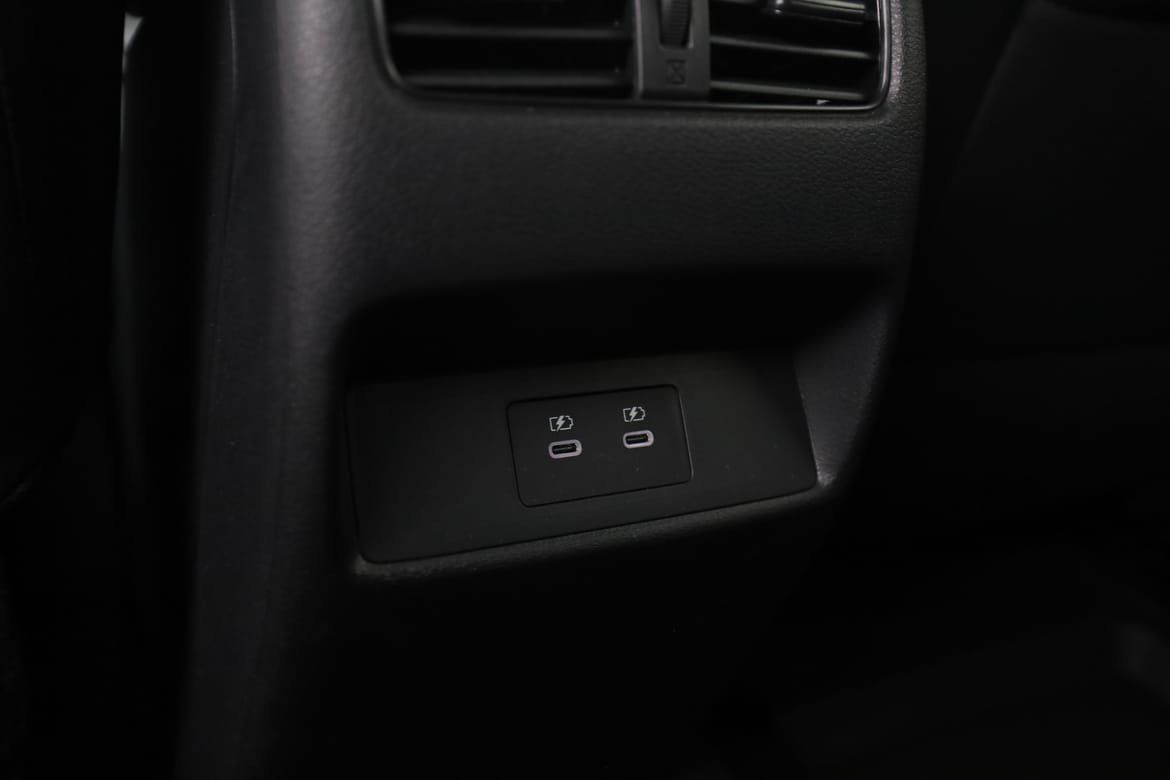 Vehicle Image 48