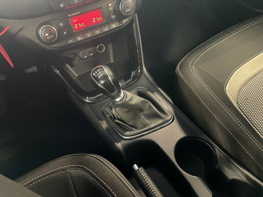Vehicle Image 17