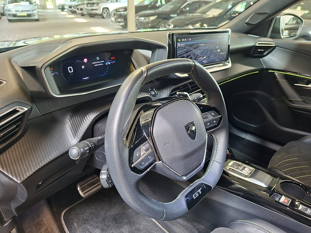 Vehicle Image 17